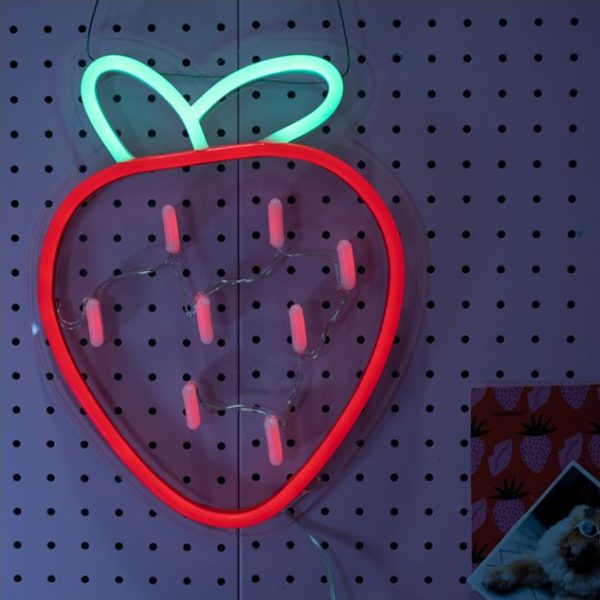 ئون نئون آلفا neonalfa neon sign Strawberry neon sign